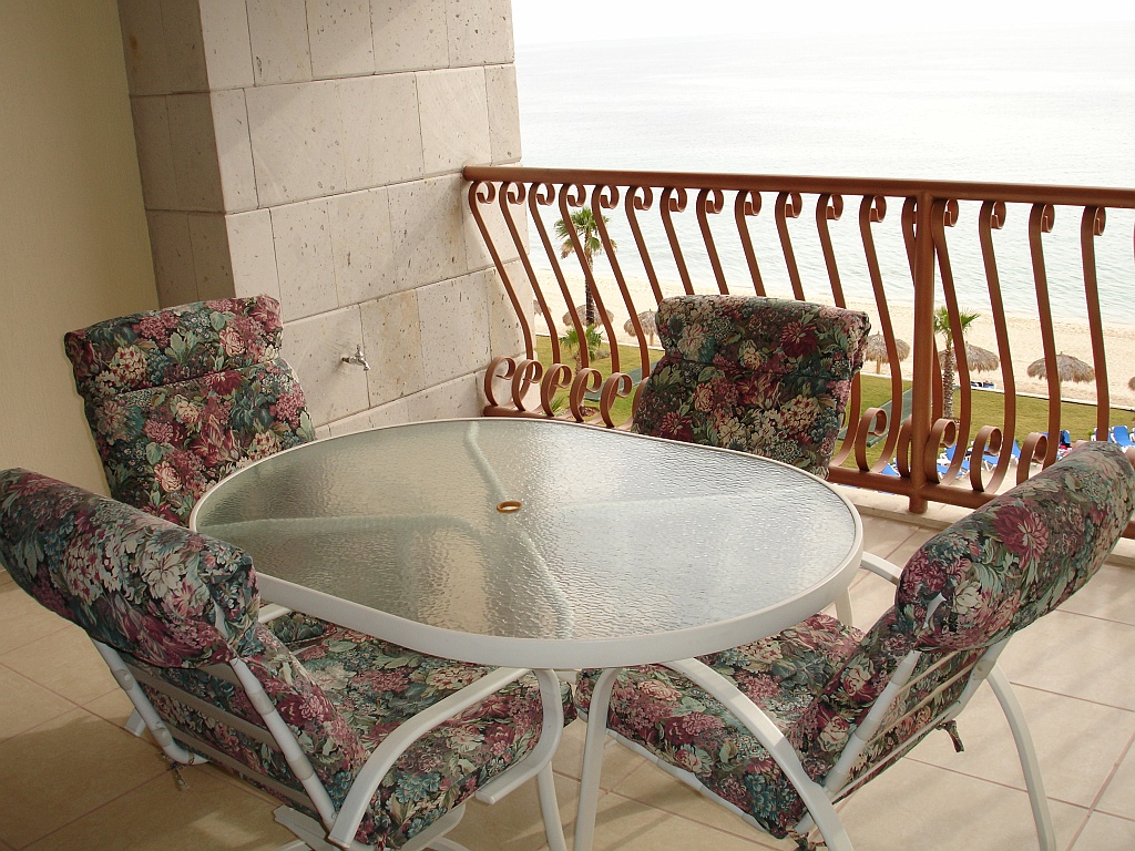 1BRM_16.JPG - Balcony