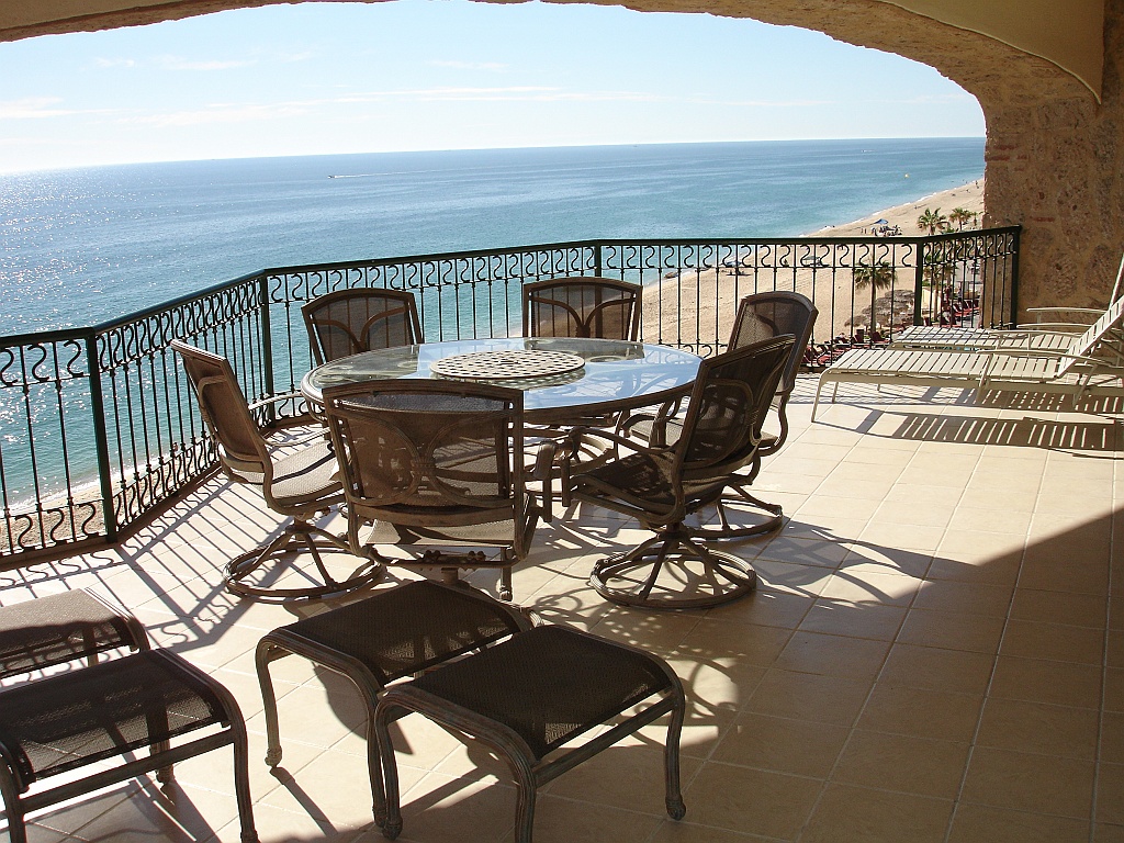 3BRM_24.JPG - Balcony