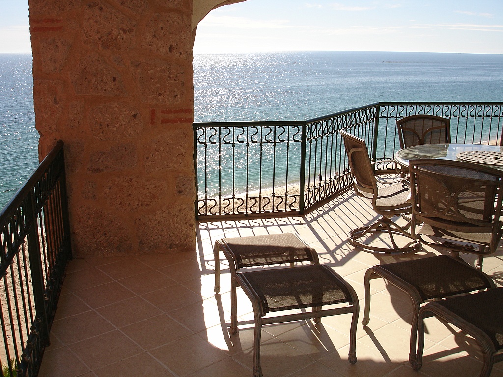 3BRM_25.JPG - Balcony