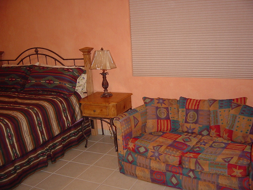 3BRM_52.JPG - Master bedroom